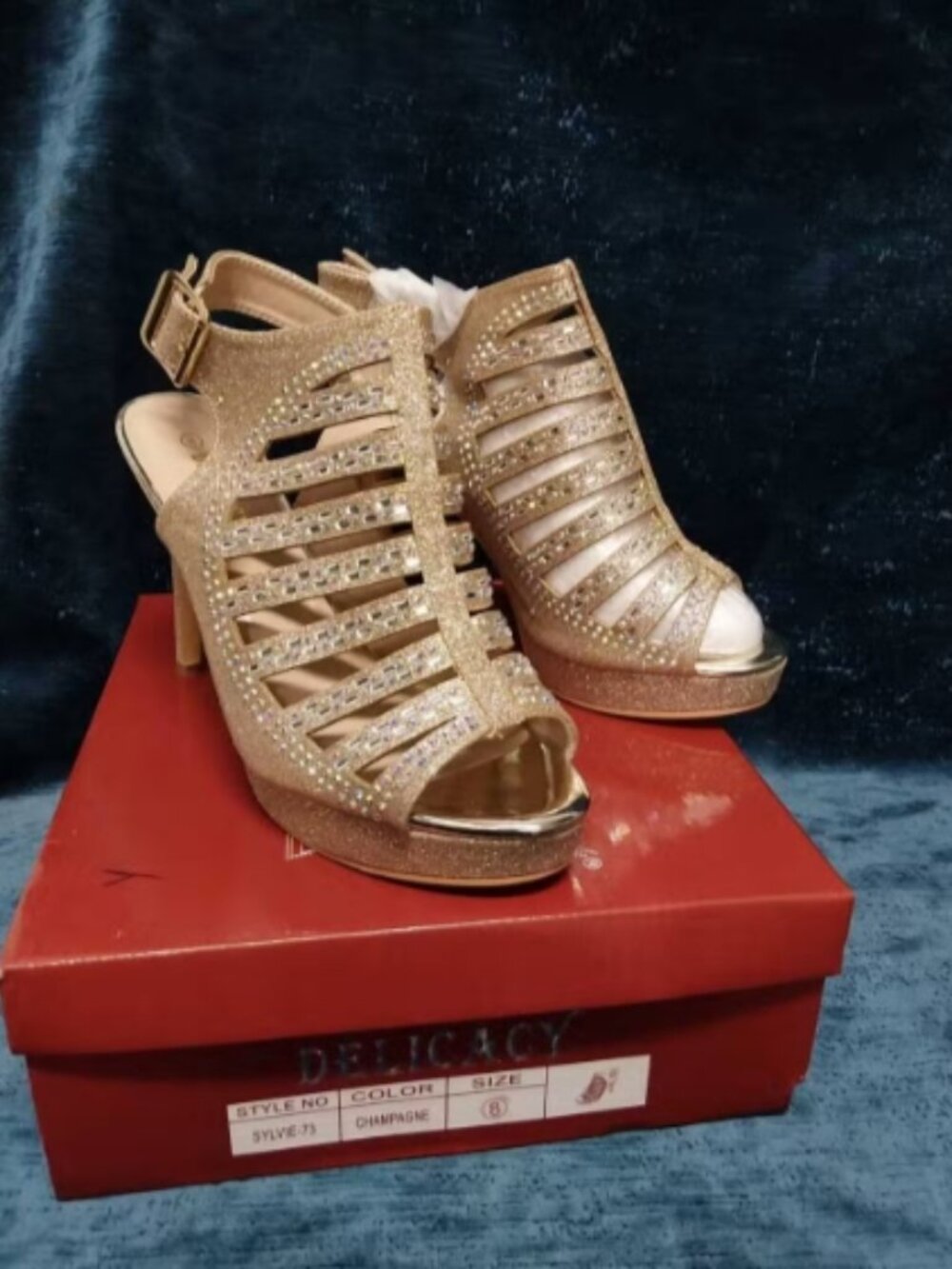 NWT Delicacy Strappy Cage Heels Champagne Size 8